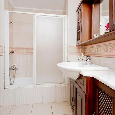 Cheya Rumelihisari Apartment Istanbul
